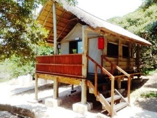 Bhanga Nek Tent camp at the beach